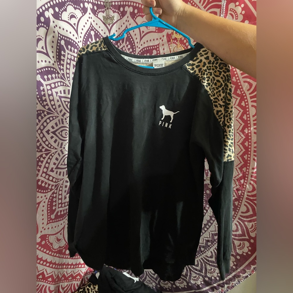 PINK Victoria secret sweater